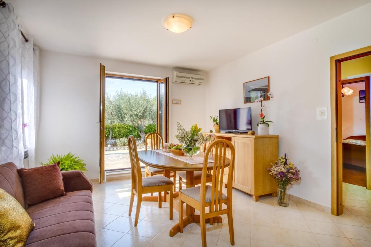 Apartments Franjo Mali Lošinj Exteriér fotografie