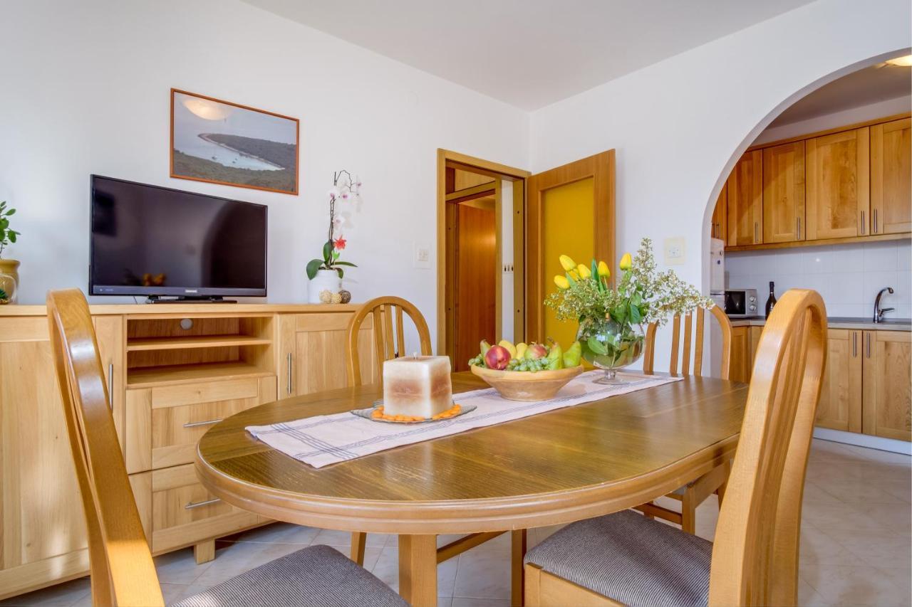 Apartments Franjo Mali Lošinj Exteriér fotografie