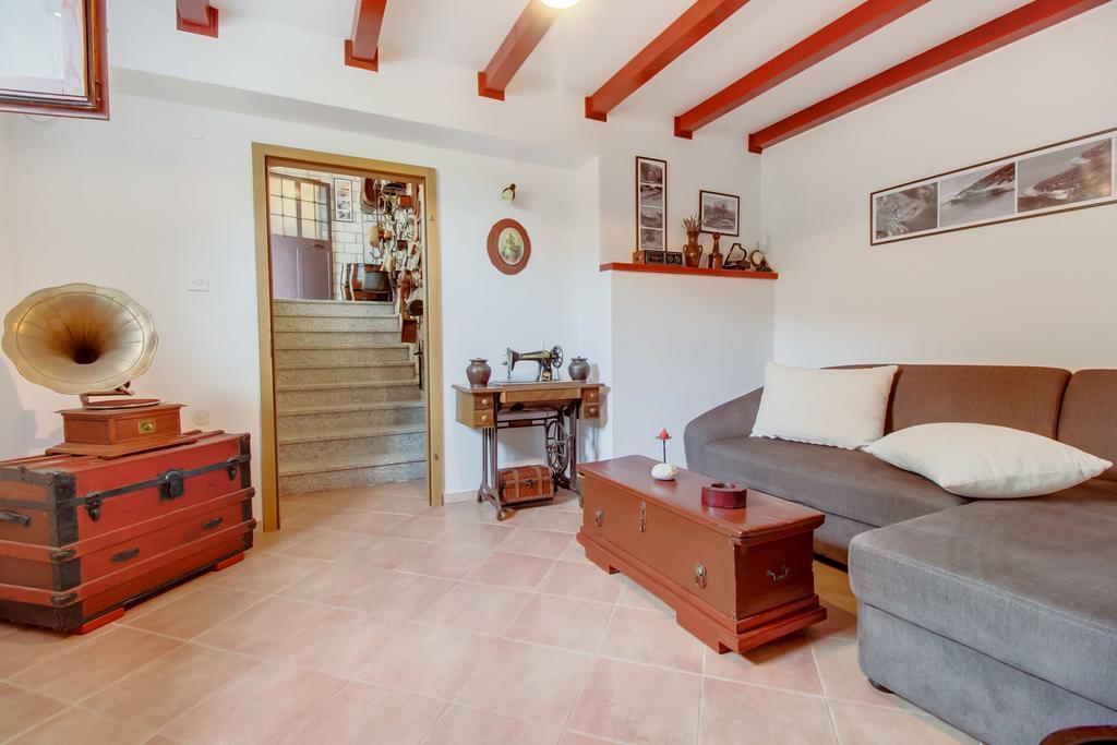 Apartments Franjo Mali Lošinj Pokoj fotografie