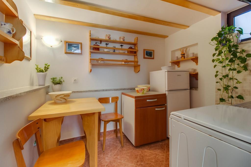 Apartments Franjo Mali Lošinj Pokoj fotografie