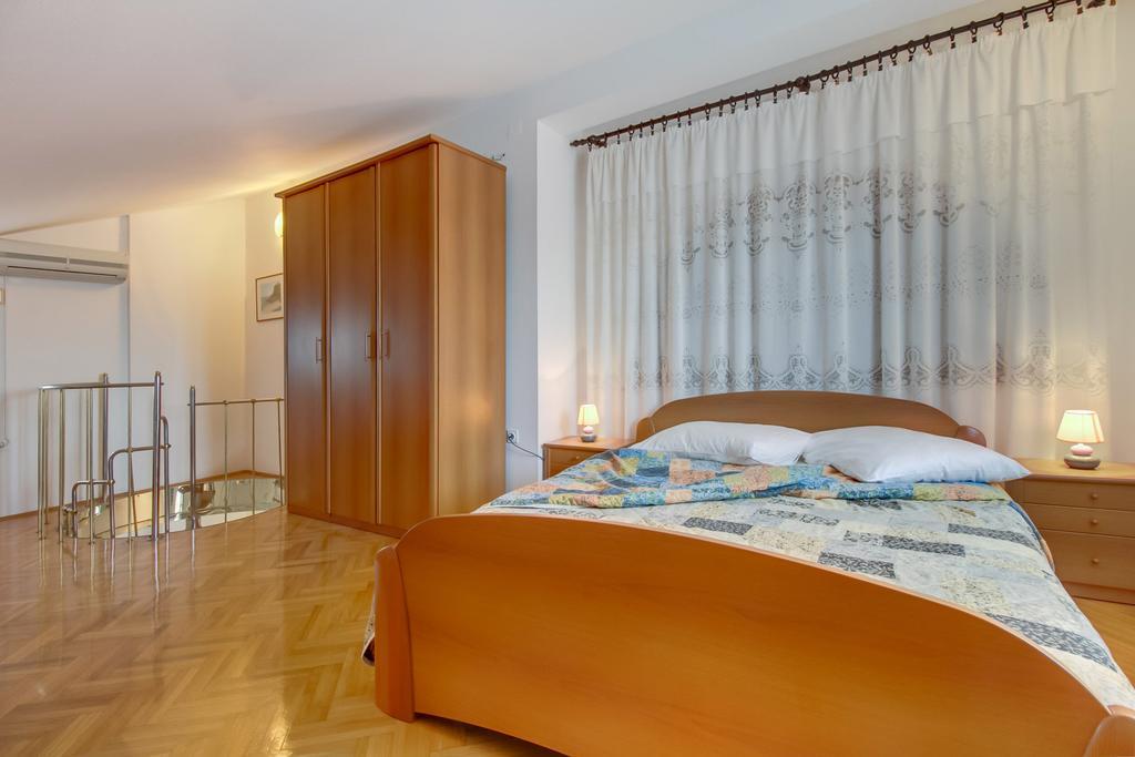 Apartments Franjo Mali Lošinj Pokoj fotografie