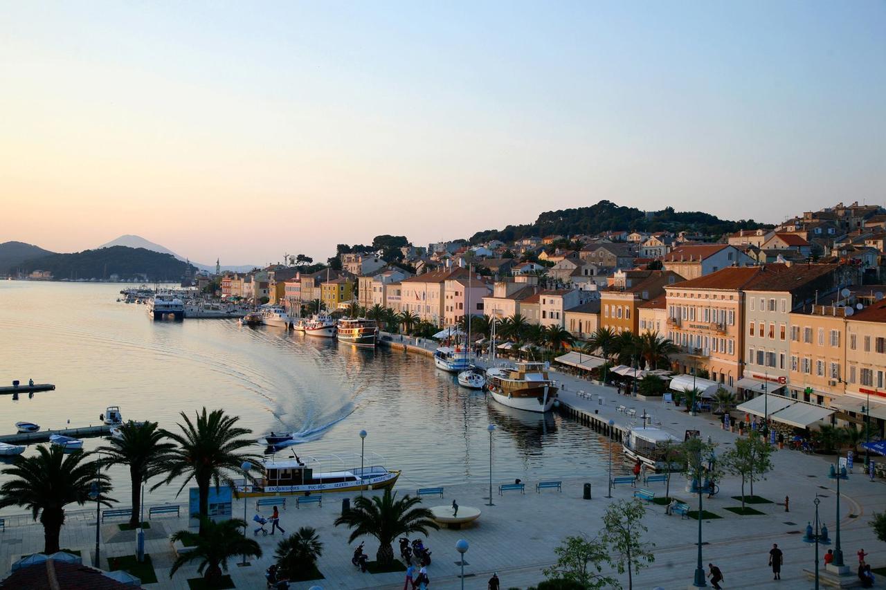 Apartments Franjo Mali Lošinj Exteriér fotografie